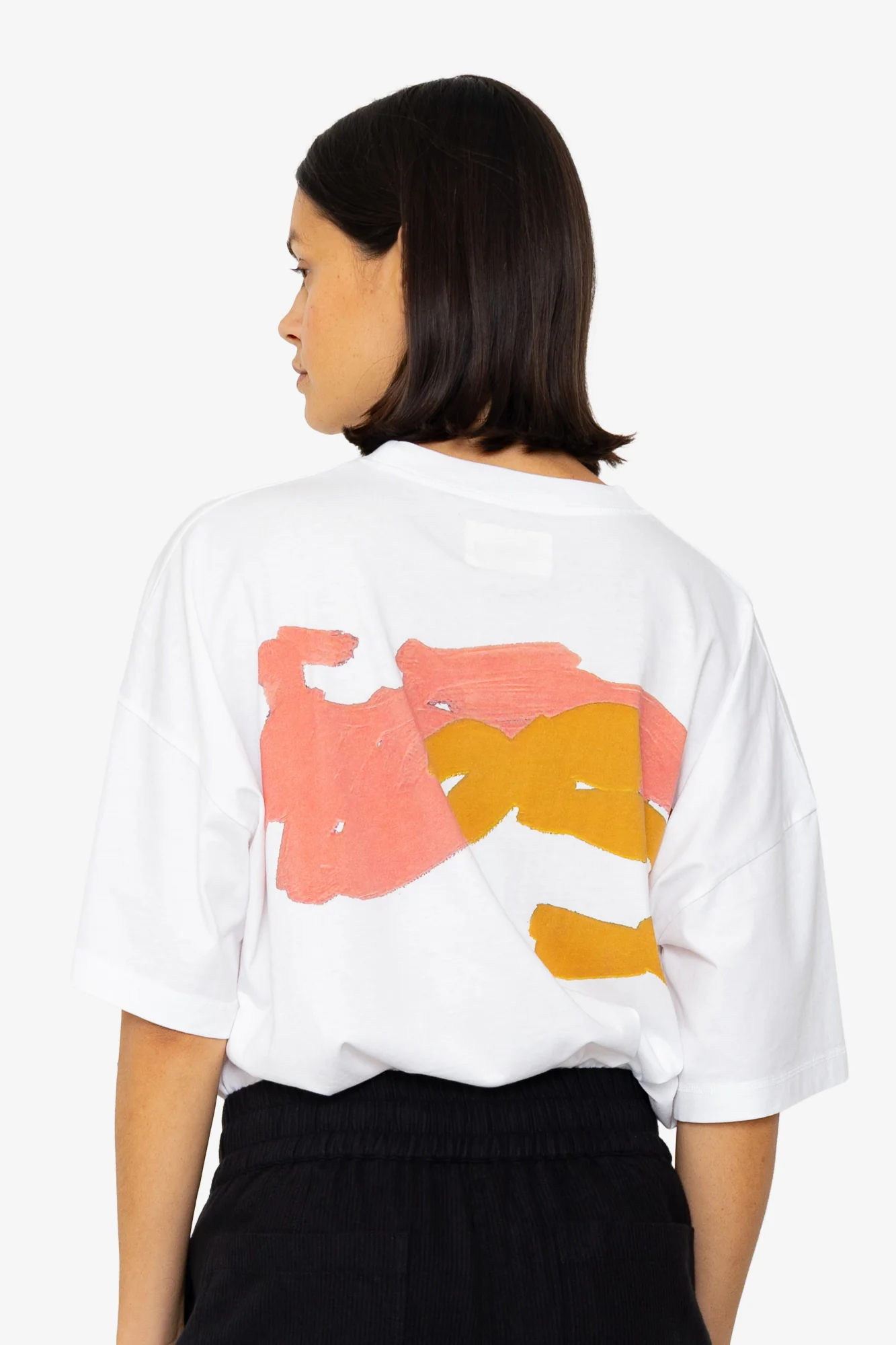 Boyfriend T-Shirt - Graphic White - Image 5