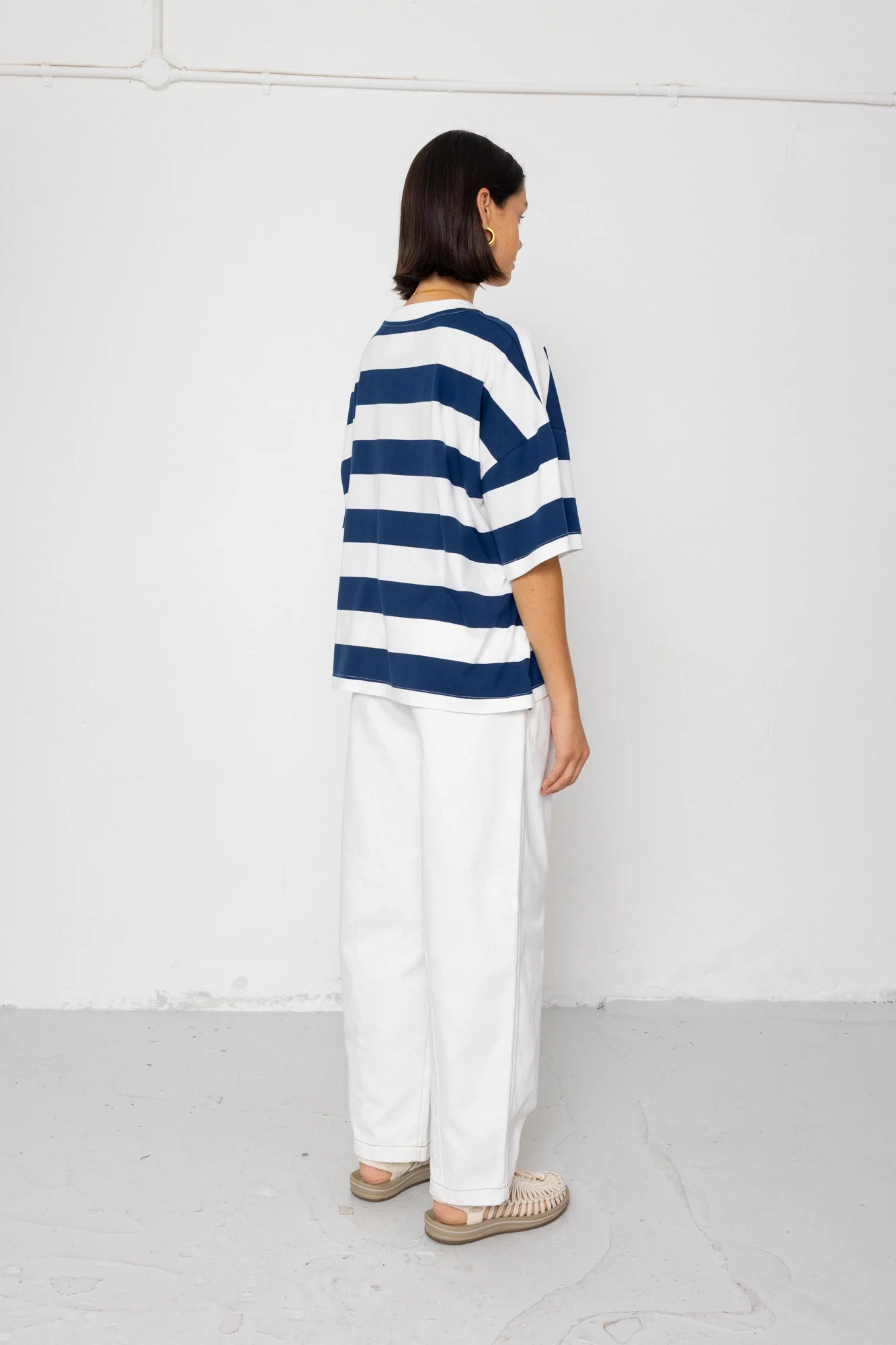 Boyfriend T-Shirt - Off White / Indigo Blue - Image 8