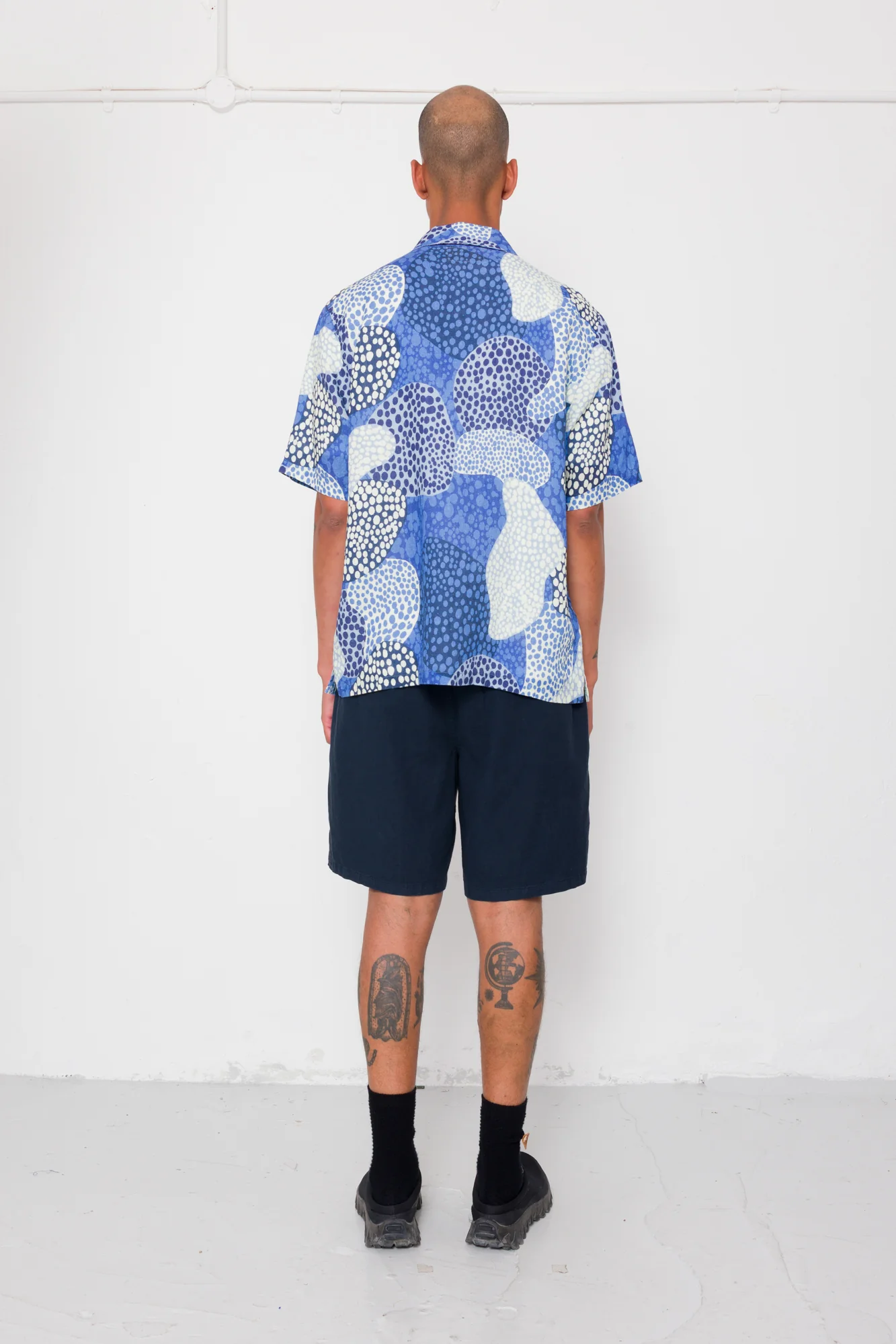 Gabe Shirt - Dot Print Blue Mono - Image 8